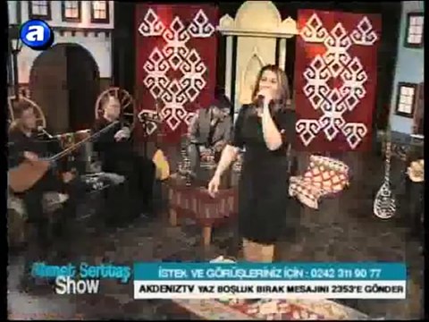 ÜMRAN ÖZDEMiR @ ELiNDEDiR BAGLAMA