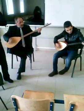 Ümran Özdemir Mor Koyun Meler Gelir