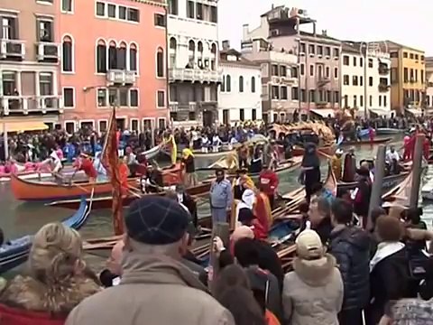 С парада гондол стартует венецианский карнавал