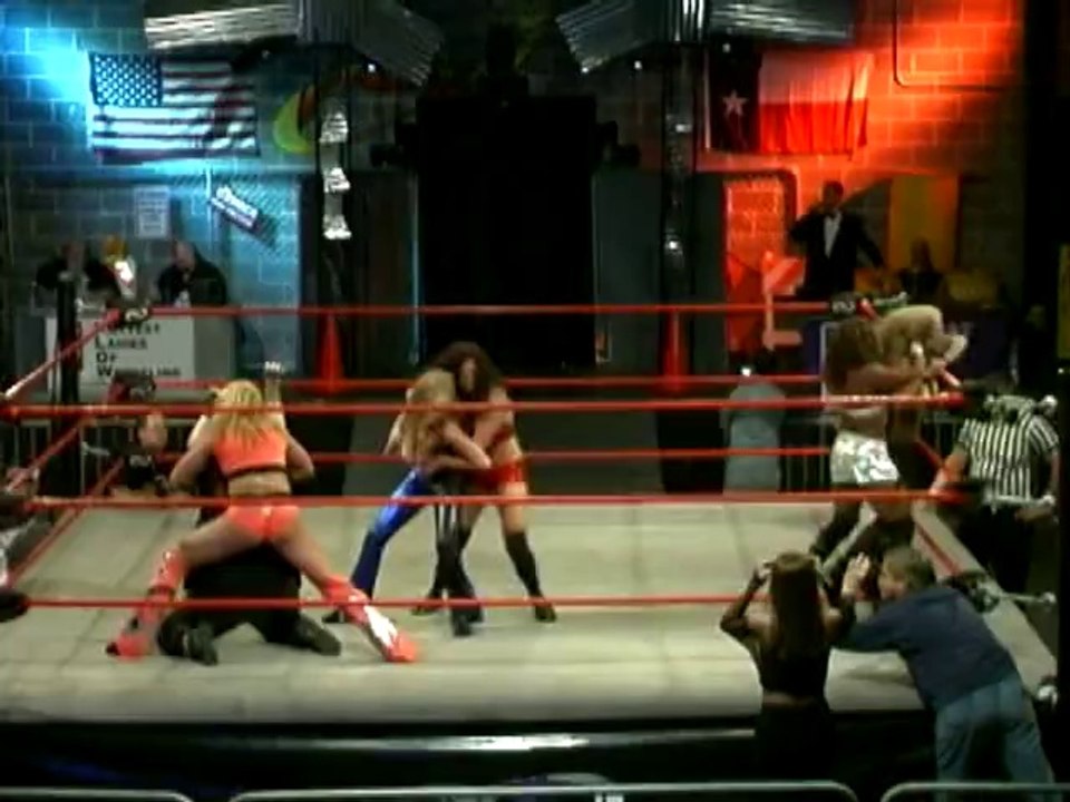 HLOW Battle Royal Featuring Jazz, ODB, Amy Lee, Bobcat, Lollipop, Venus, Passion, Casey, Claudia, and Christie Ricci