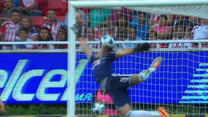 Mexique - Osuna envoie un missile du gauche