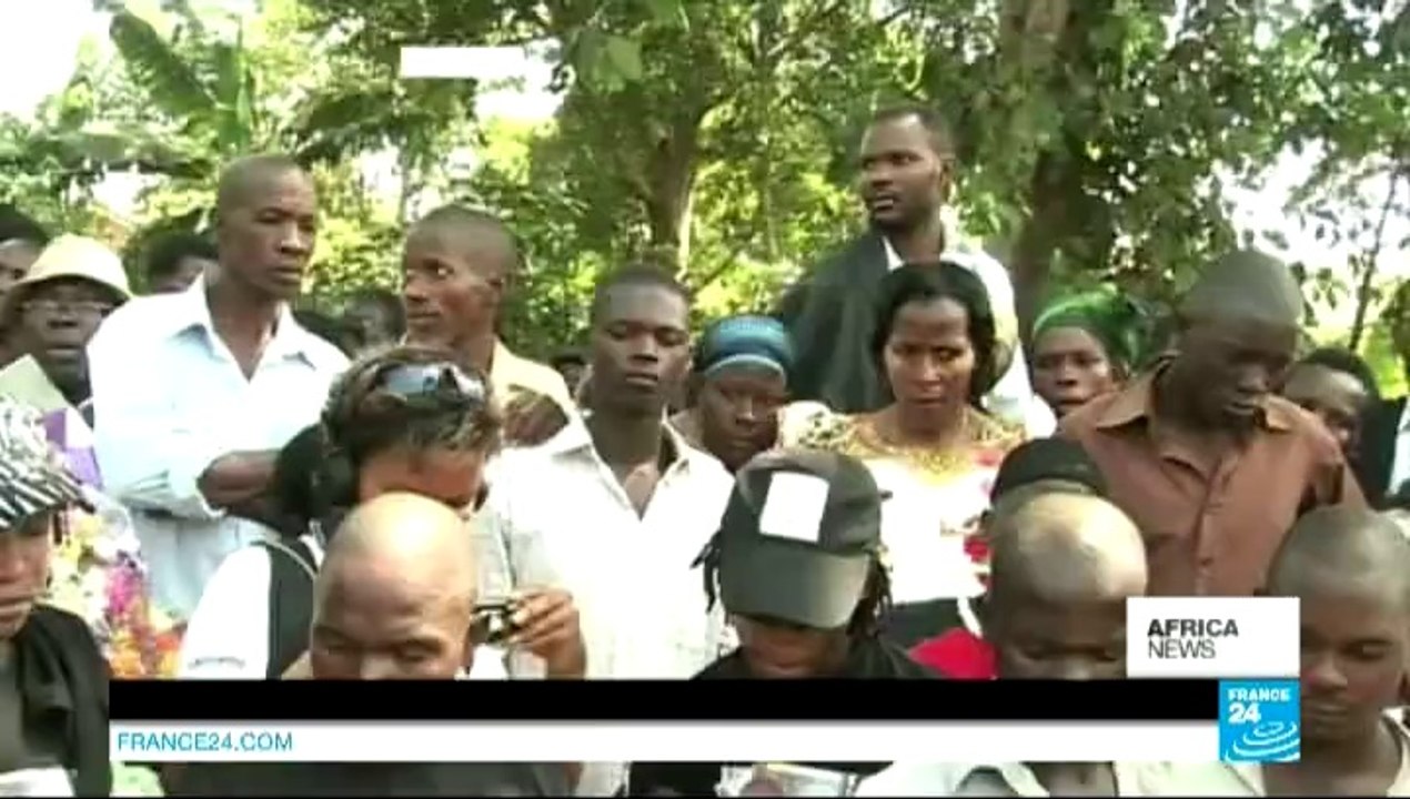 Africa News - Trapped miners remain underground...