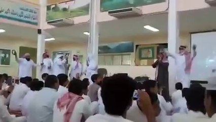 رقص معلمي مدرسة السلامة العليا