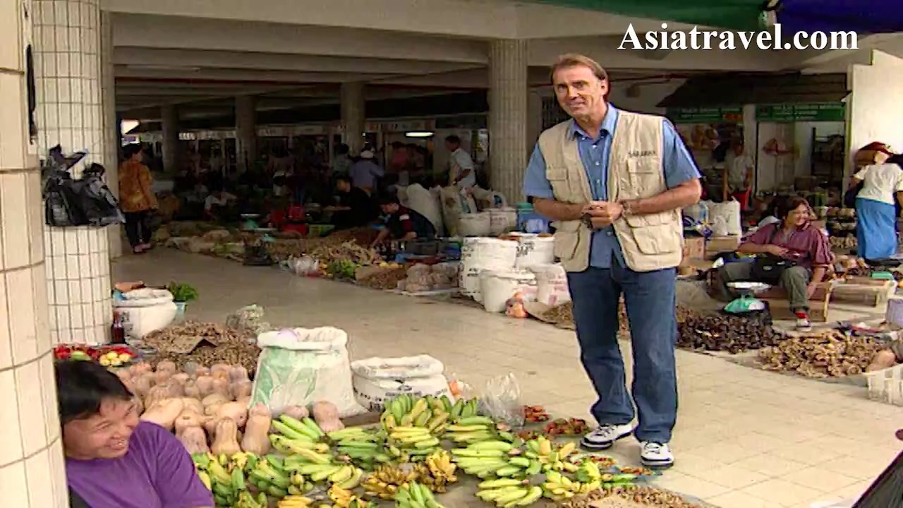 Market at Serian Town Sarawak, Malaysia by Asiatravel.com