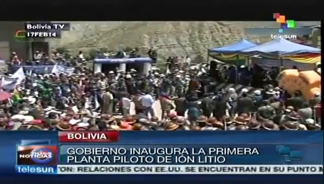 Evo Morales inaugura primera planta piloto de baterías de litio