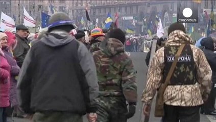 Clashes in Ukraine ahead of crucial parliament vote