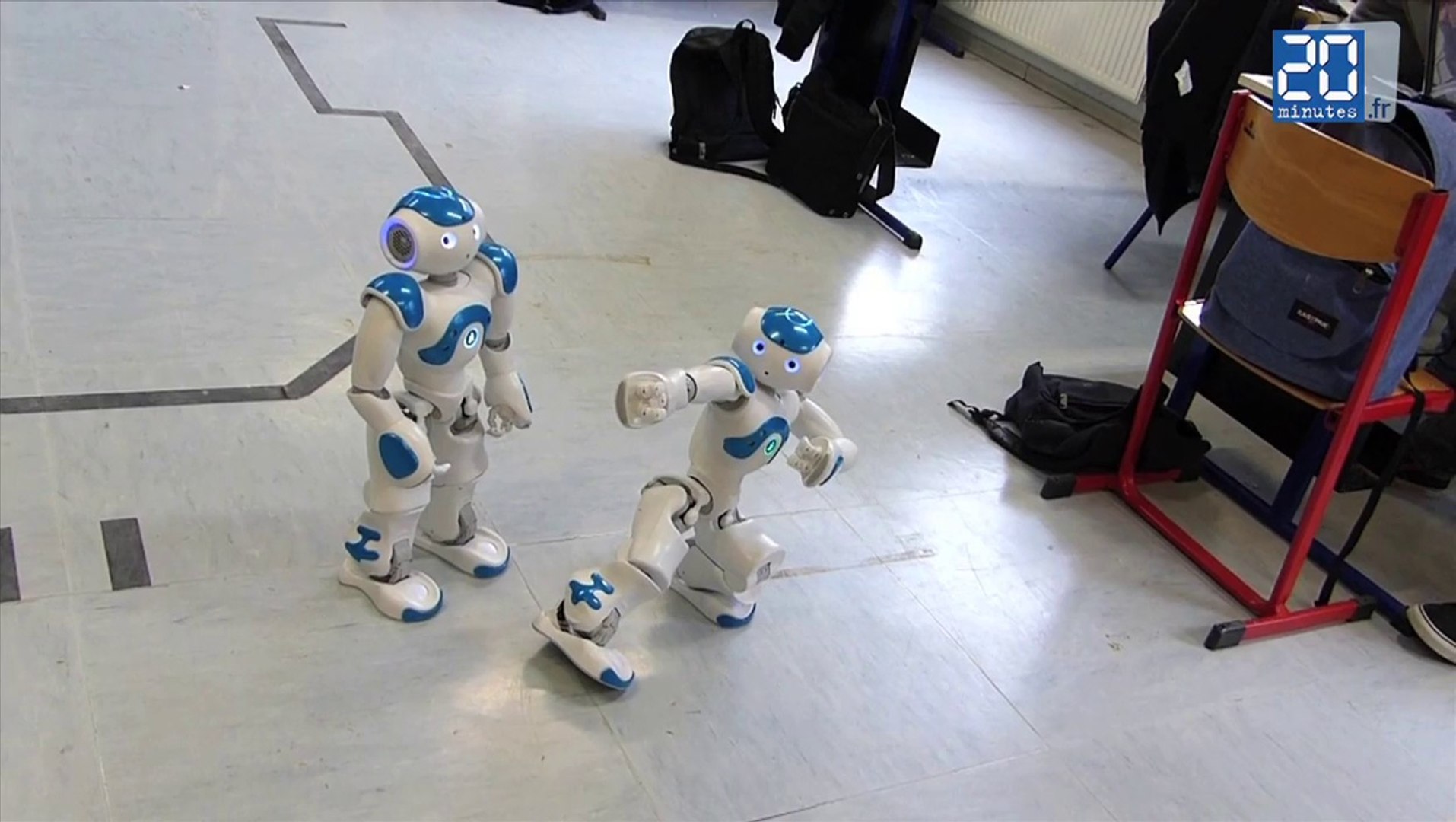 Nao, le petit robot français qui danse et fait du tai-chi - Vidéo  Dailymotion