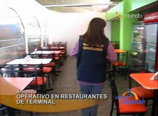 En Arequipa, hallan cucarachas en restaurantes de terminal terrestre durante un operativo realizado entre la fiscalía y la municipalidad de Hunter.