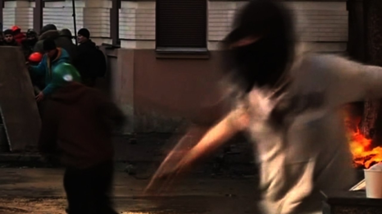 Renewed clashes in Ukraine spark worst street violence in more than three weeks