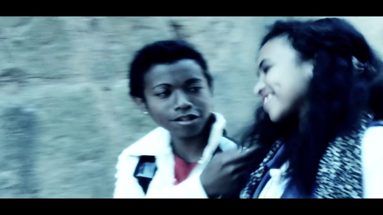 JODA OMI & KENZU -  Avelao izy  (gasy - malagasy)