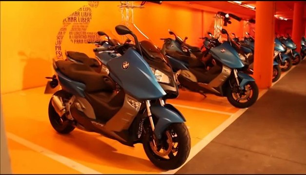 Altın Elbiseli Adam BMW C600 Sport ve C650 GT