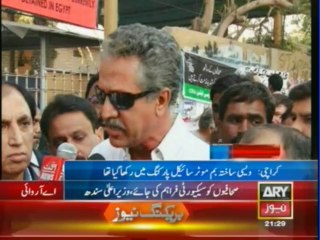 Media Houses Attacked and Threatened in Karachi