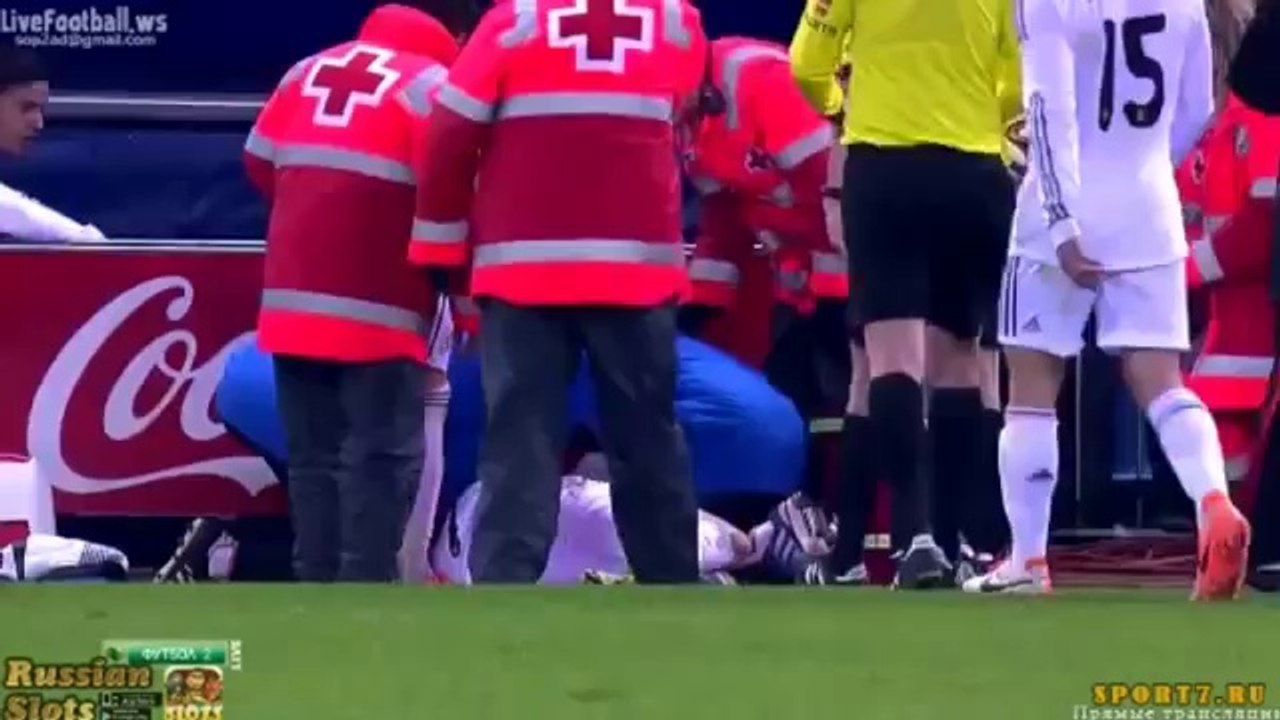 Ronaldo se prend un briquet dans la tte  6buzz