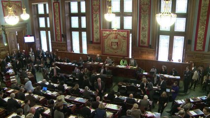 Une femme à la tête de Paris: portrait croisé Hidalgo/NKM