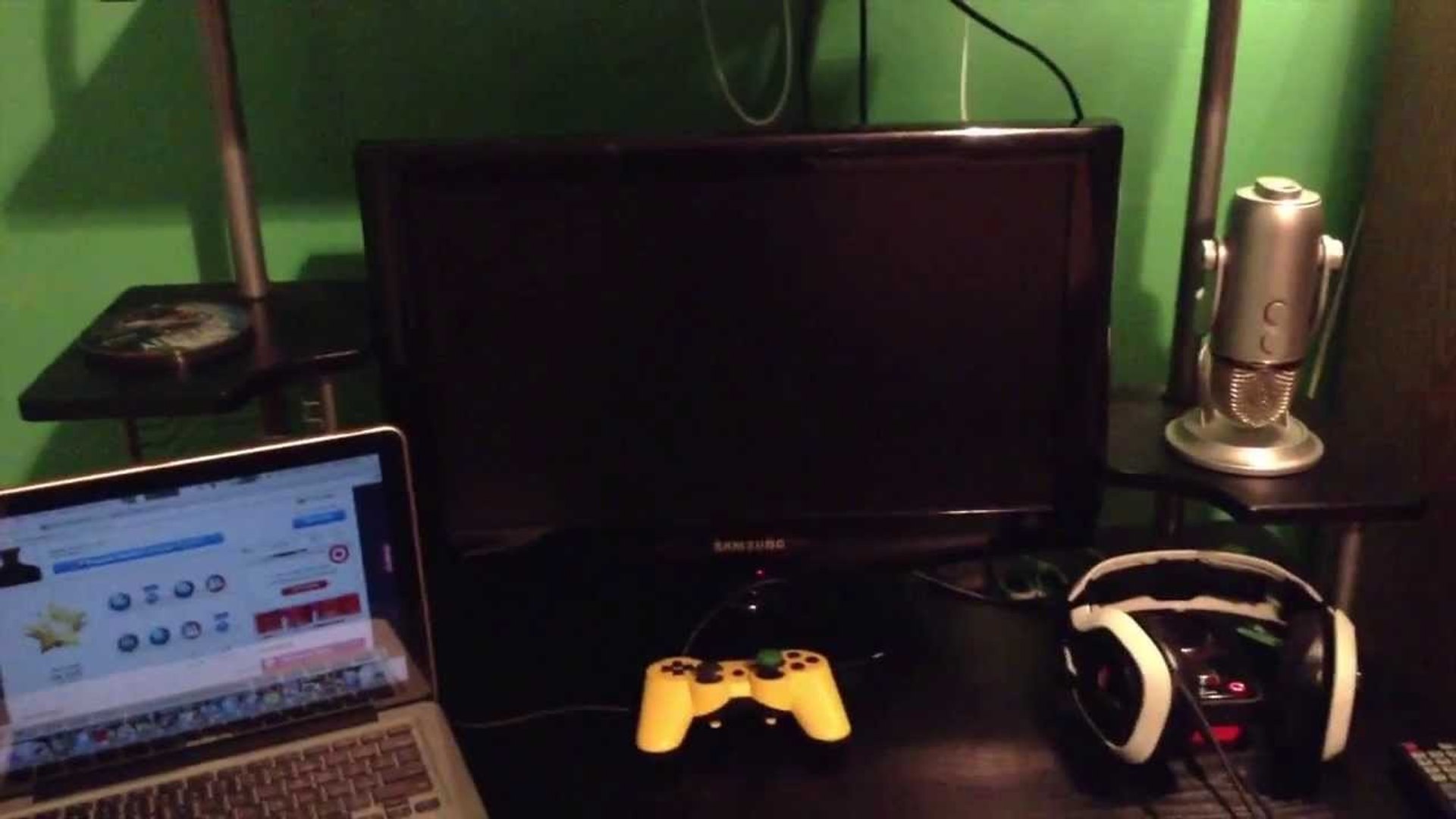 My Gaming Setup + Room Tour