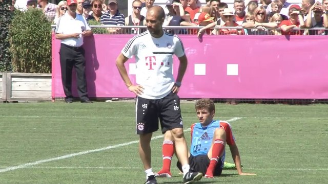 Bayern must handle favourites tag - Guardiola