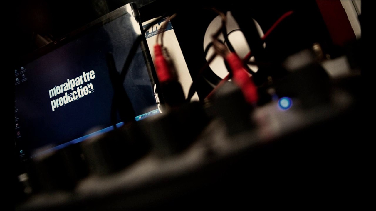 Emre Baransel-Gaz Odaları Remix Produced by.Moralpartre