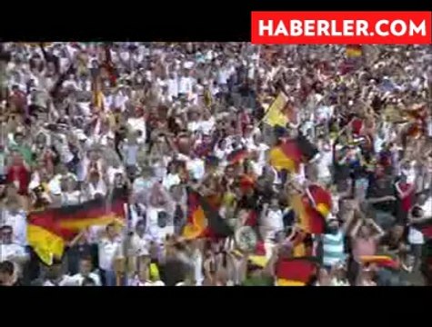 Arınç: TRT, İftarda Dünya Kupası Maçı Yayınlamayacak