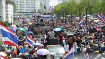 Tailandeses ameaçam invadir QG de crise do governo