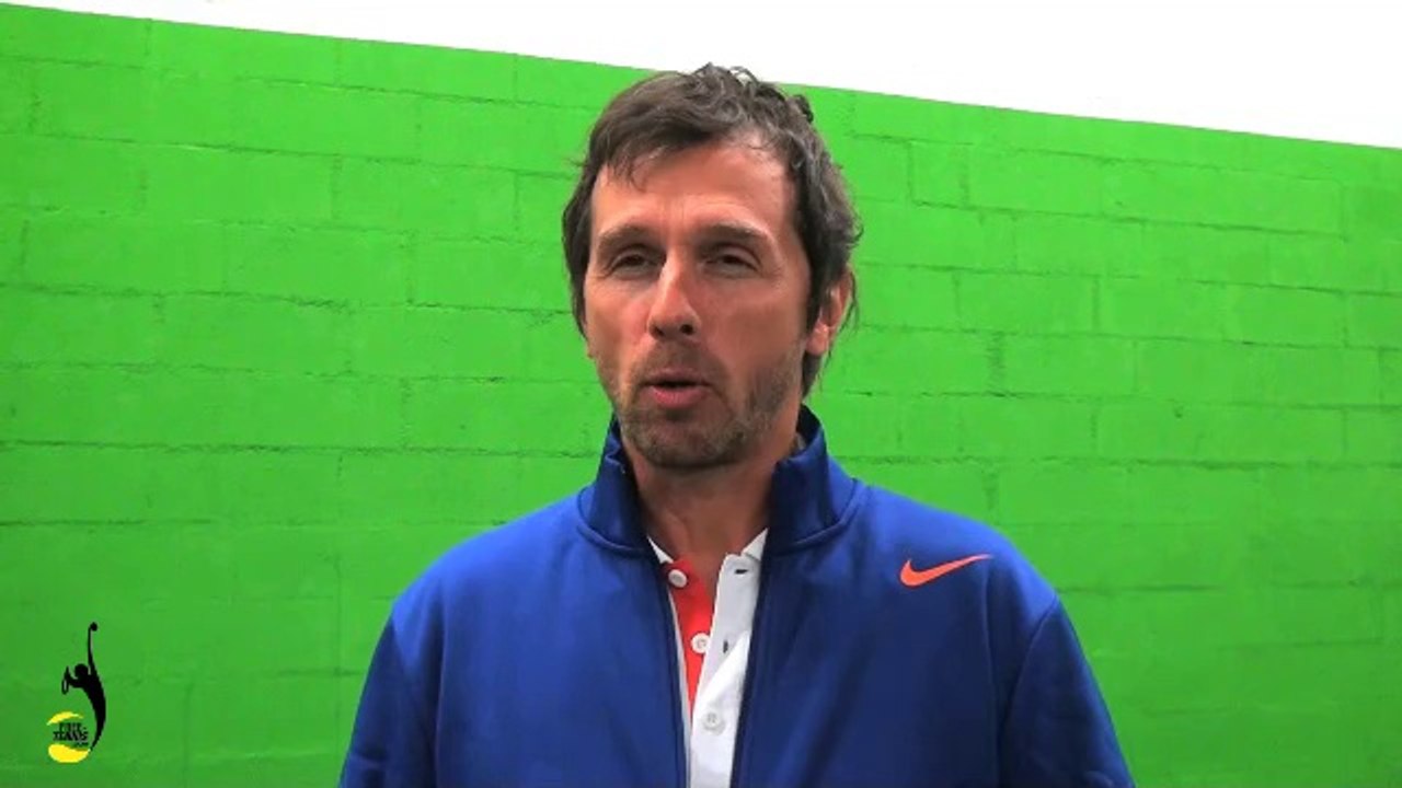 Astuce Tennis : Durcir sa frappe en coup droit !