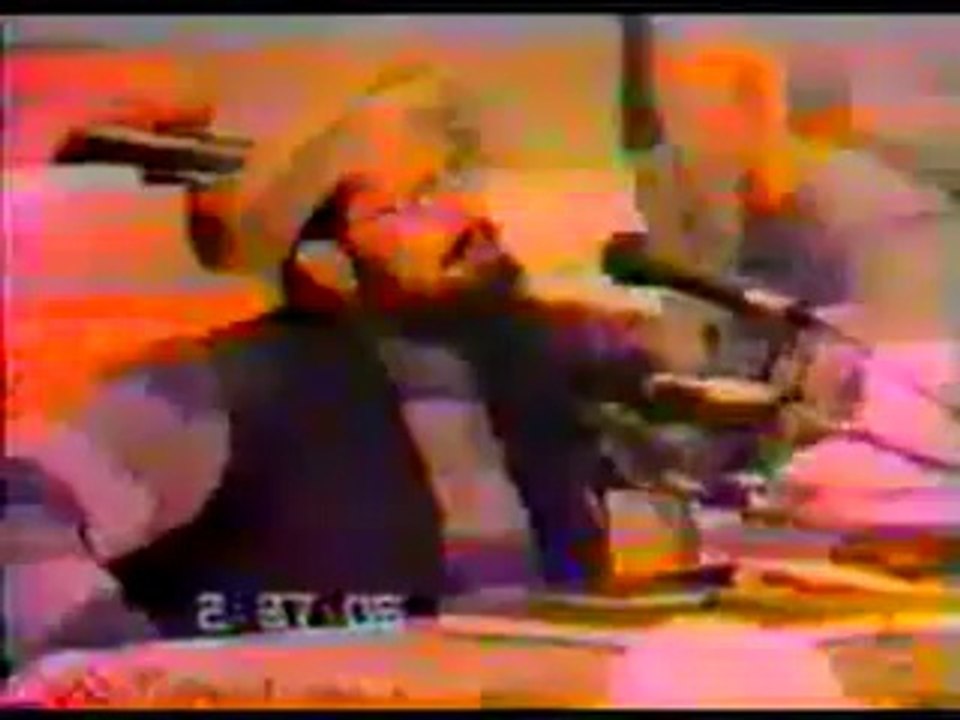 Must Watch::: TAHIR CANEDY JHANGVI KI AGE  MAXIMUM [{63}] YEARS HO SAKTI HAI.