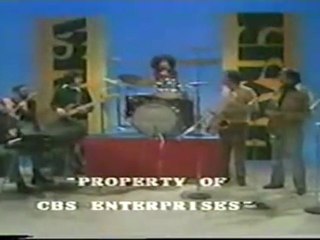 Chaka & Rufus playing battery