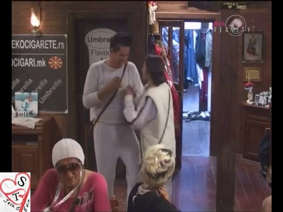 Edin imitira Marijanu - Farma 5 (deveta nedelja)