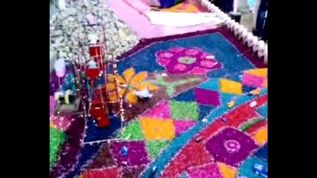 12 rabi ul awal in faisalabad 2013 (Sohna Aya te Saj gaye galian Bazar ) (Hamza Ansari)