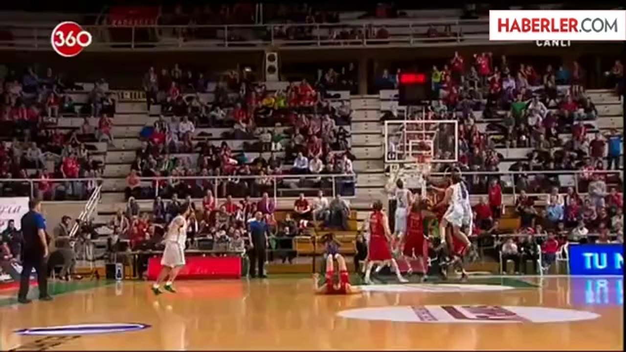 Beşiktaş İntegral Forex, Zaragoza'yı 79-77 Yendi