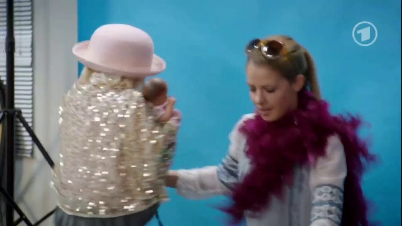 Folge 4451 Sebastian + Frida + Tanja