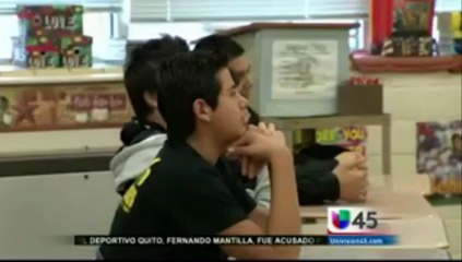 Cesar Evora compartió con estudiantes de Houston