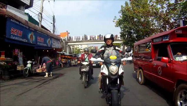 Viaje por Tailandia en moto 2 con Gustavo Cuervo World Tours. Viaja en moto de forma diferente...