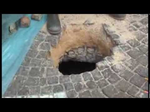 Napoli - Sventato colpo della ''banda del buco'' alla Credem -2- (19.02.14)