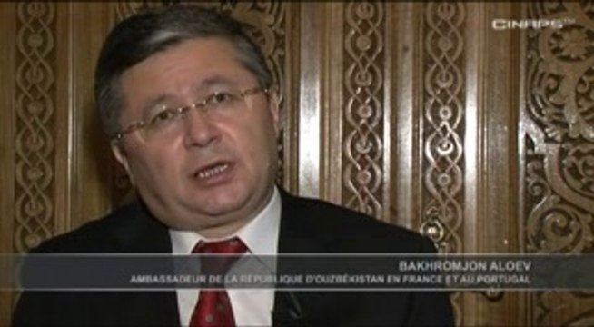 Lola Karimova Tillyaeva homenajea al astrónomo Mirzo Ulugbek