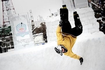 Red Bull Freeze 2014 - Derek Wedge wins in Japan