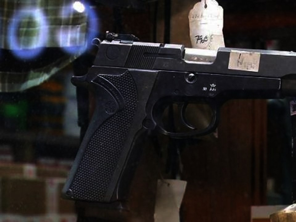 En France, plusieurs millions d'armes de collection ne seraient pas déclarées - 20/02