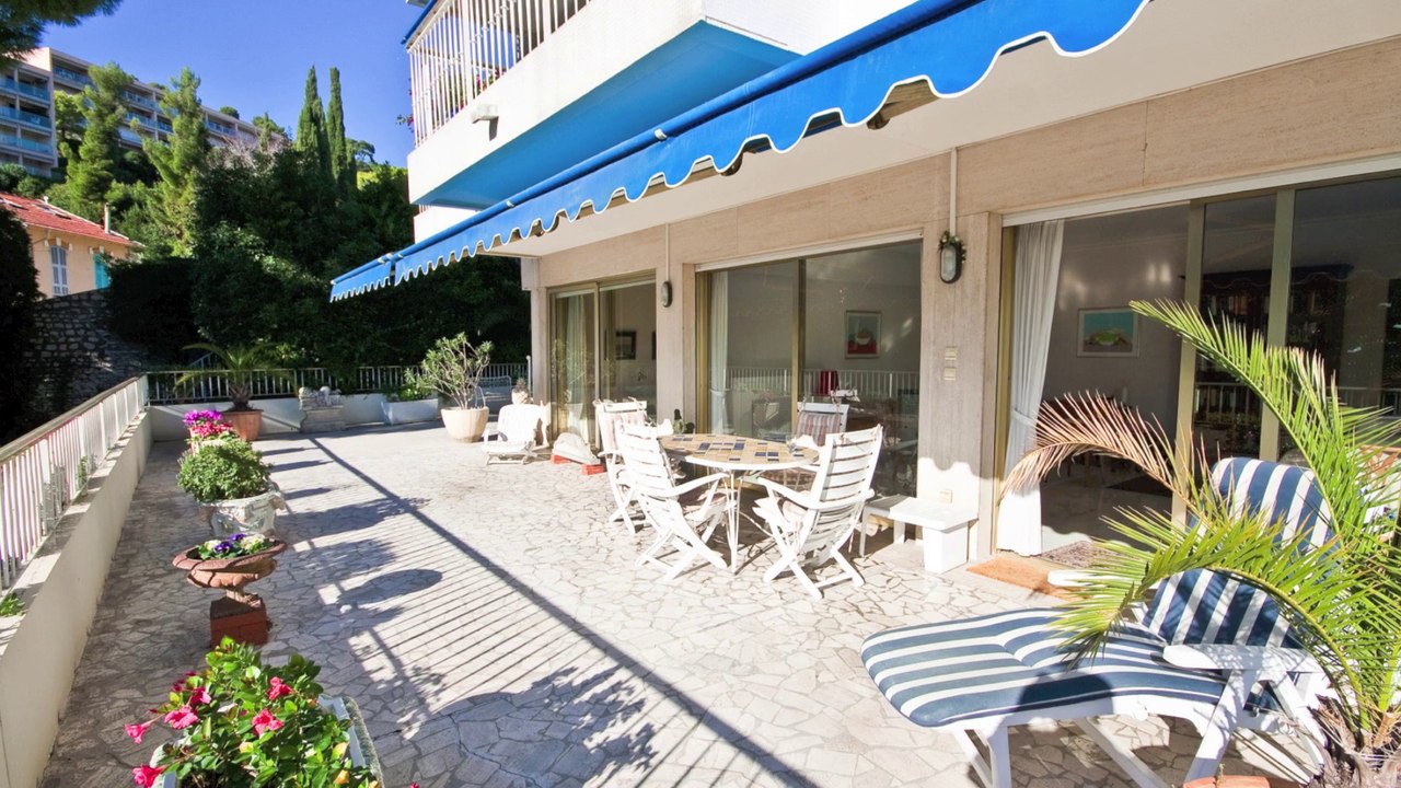 Appartement à vendre - Villefranche-Sur-Mer - 4 pièces dans Résidence grand standing - Piscine