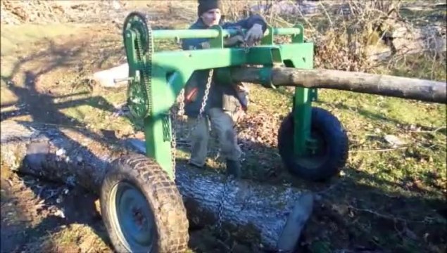 Débardage à la traîne et au trinqueballe avec Philippe Kuhlmann et une paire de boeufs Vosgiens en 2013, Soultzeren (68)