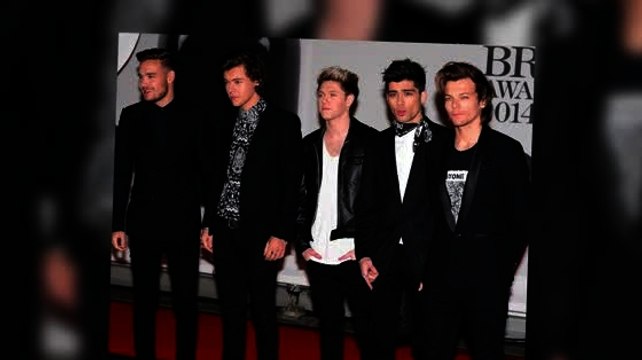 Brit Awards 2014 Red Carpet Action As One Direction Land Double Win
