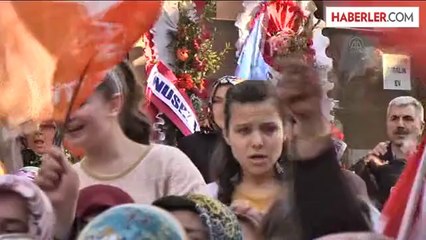 Bakan Çelik, Bahçe ilçesinde seçim bürosu açtı -