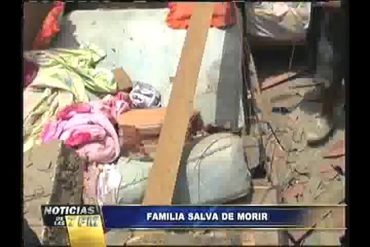 Noticias de las 7: Detienen a profesor por tocamientos indebidos en el Metropolitano (1/2)