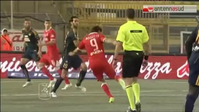 TG 20.02.14 Paparesta lascia il Bari e accusa i vertici della società biancorossa