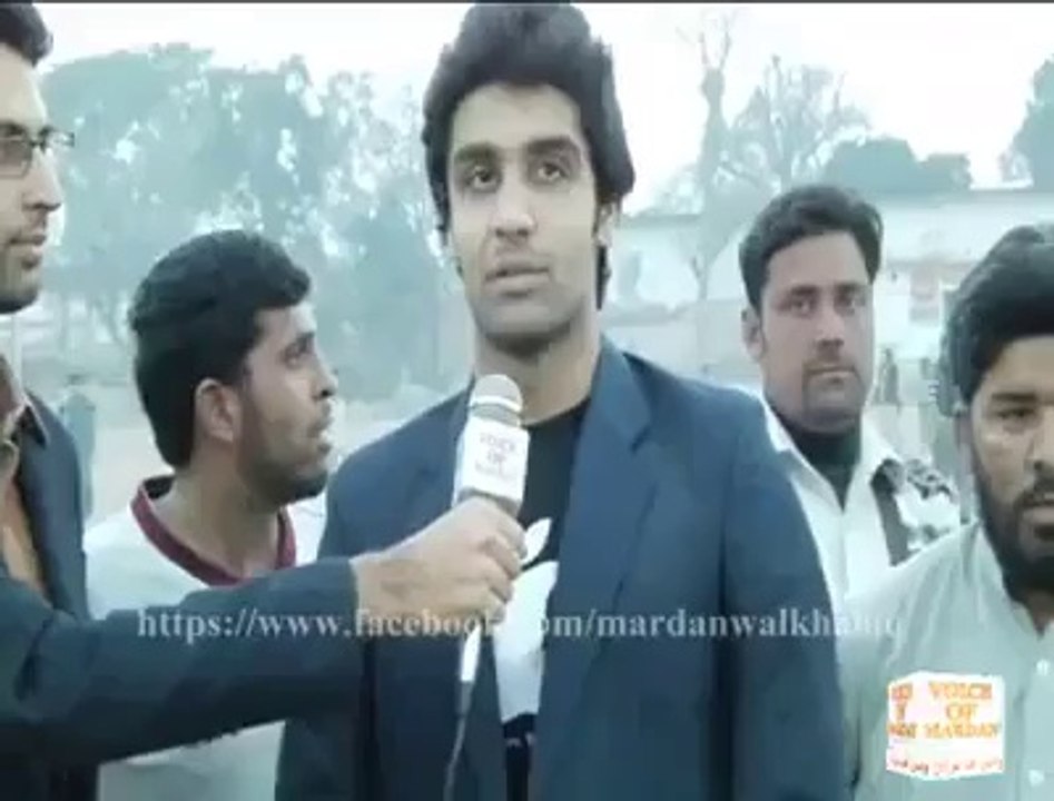 مردان سے تعلق رکھنے والے ایک نوجوان نے پاک آرمی کو خراج تحسین پیش کرنے کیلئے ایک گیم ایپلیکیشن تیار کیا ہے ۔۔ مزید تفصیلات کیلئے ویڈیو دیکھیئے ۔۔ اور زیادہ سے زیادہ شئیر کرکے اِس ٹیلنٹڈ جوان کو خراج تحسین پیش