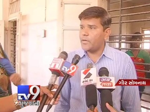 Irate mob attacks PGVCL employees in Gir Somnath - Tv9 Gujarati