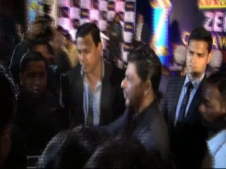 Shah Rukh’s presence creates ruckus in flight