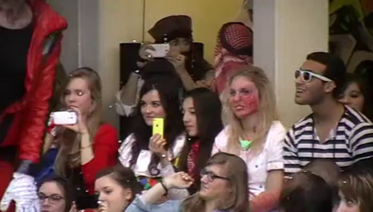 VESOUL : NELSON MANDELA ET STROMAE AU CARNAVAL DU LYCÉE DES HABERGES