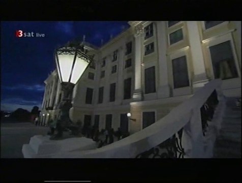 W. A. MOZART: Eine kleine Nachtmusik (0:17 HD)