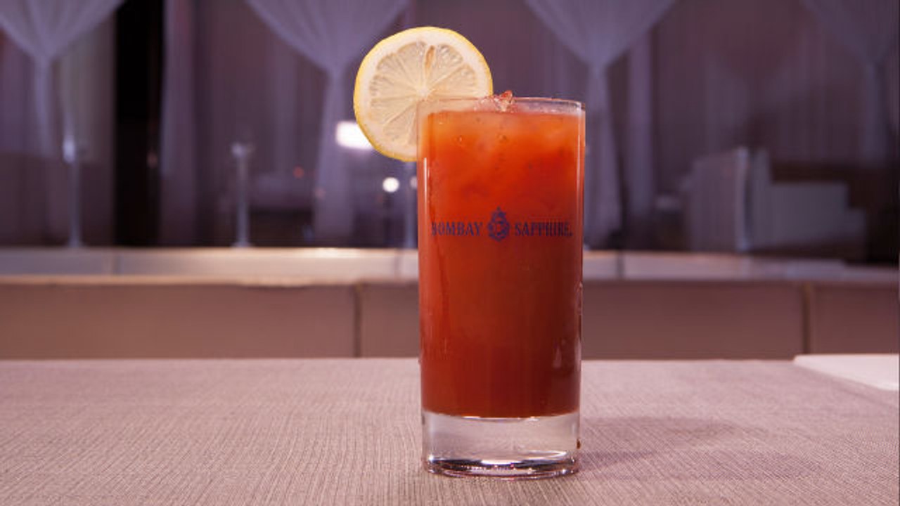 Quick Cocktail: How to Make a Red Snapper