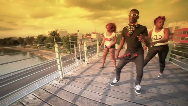 CHRISLER KARIS ▶ Chorégraphie Officielle ◀ Fessina ça t'enjaille #Ceci n'est pas un clip# (HD)