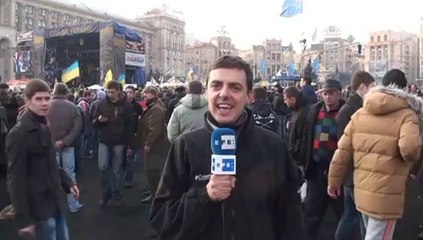 Informe a cámara: Yanukóvich y la oposición ucraniana firman la paz con la UE como testigo